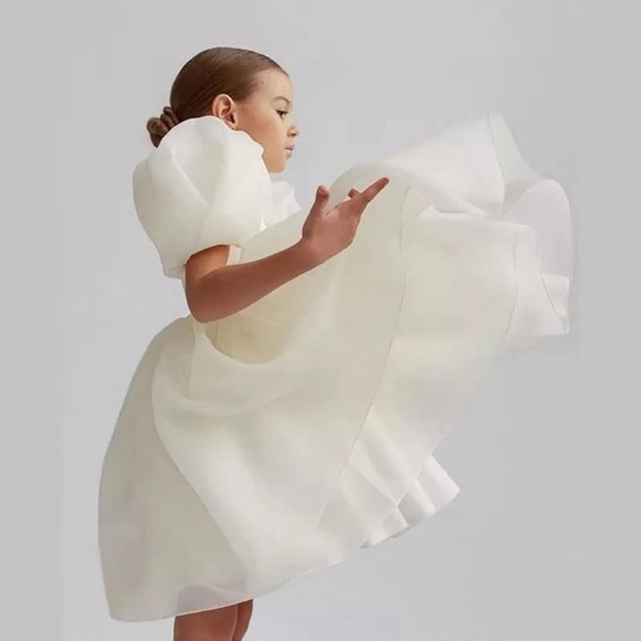 Girl's Luxury Bridal Formal White Dress - Picture 4 of 8